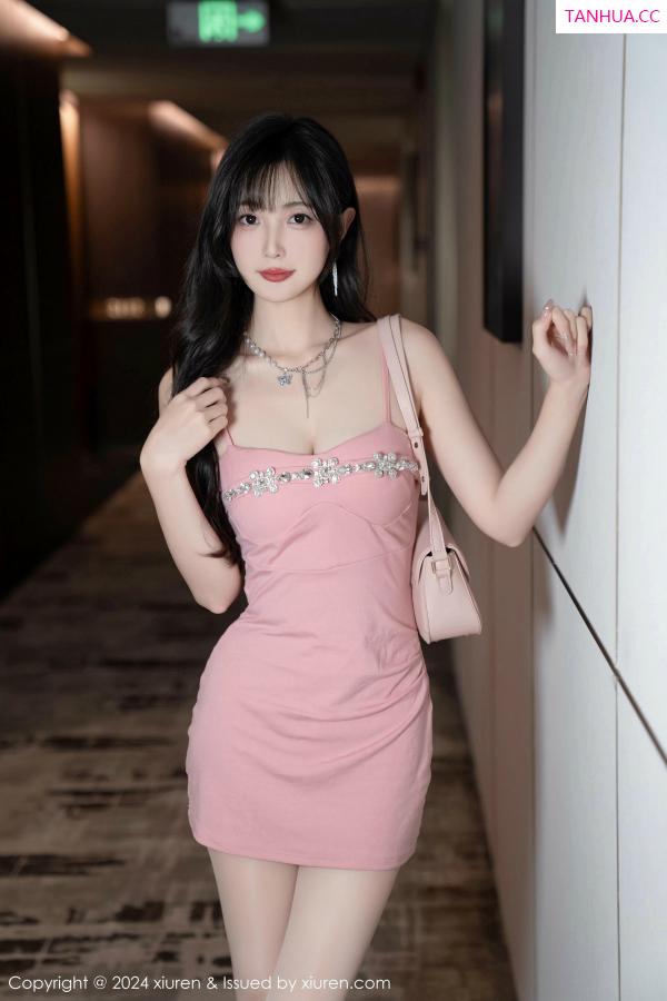 林星阑  [XiuRen]高清写真图 2024.11.01 No.9380 林星阑 丝袜美腿第34张图片